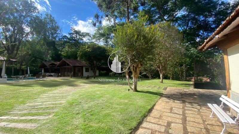 Comprar Casa em Itaipava, Petrópolis/RJ - Simone de Oliveira Imóveis