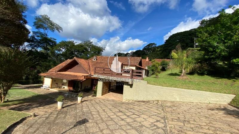 Comprar Casa em Itaipava, Petrópolis/RJ - Simone de Oliveira Imóveis