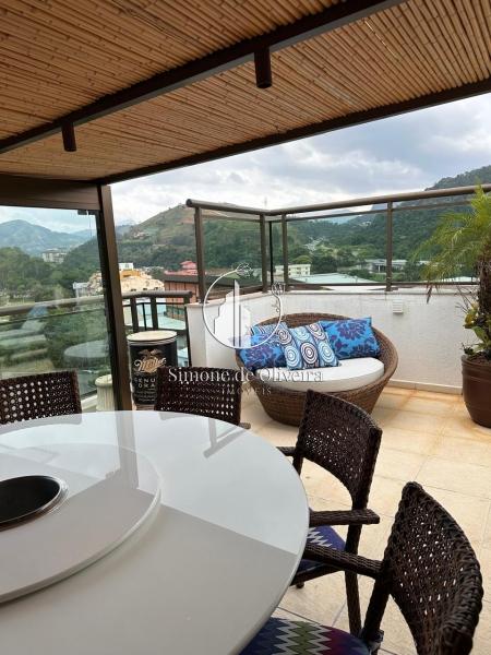 Comprar Cobertura em Itaipava, Petrópolis/RJ - Simone de Oliveira Imóveis