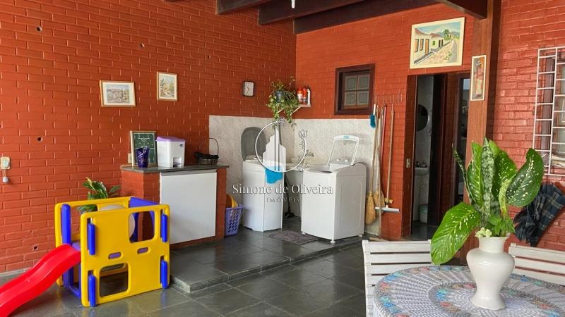 Comprar Casa em Itaipava, Petrópolis/RJ - Simone de Oliveira Imóveis