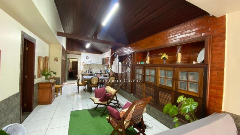 Comprar Casa em Itaipava, Petrópolis/RJ - Simone de Oliveira Imóveis