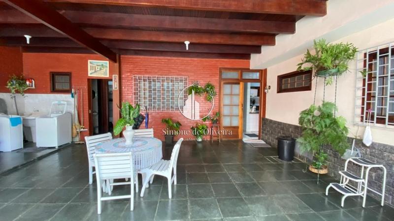 Comprar Casa em Itaipava, Petrópolis/RJ - Simone de Oliveira Imóveis