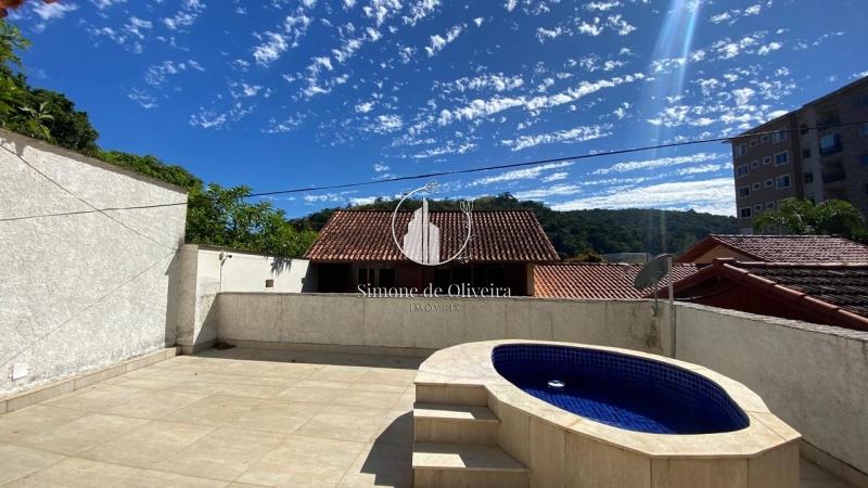 Comprar Casa em Itaipava, Petrópolis/RJ - Simone de Oliveira Imóveis