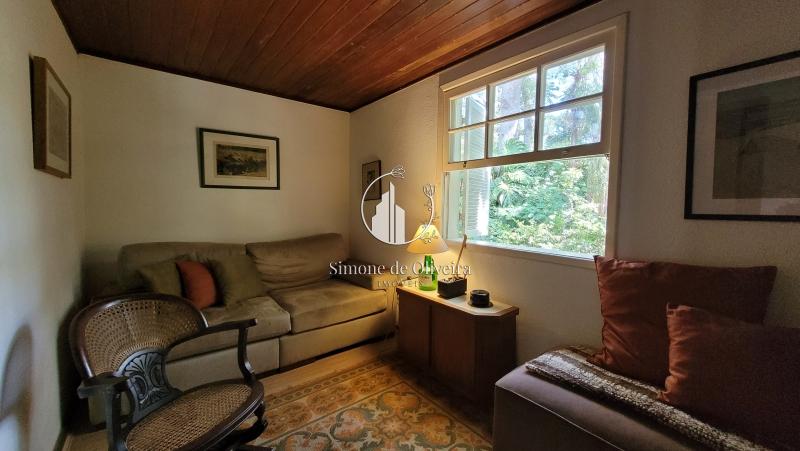 Comprar Casa em Itaipava, Petrópolis/RJ - Simone de Oliveira Imóveis