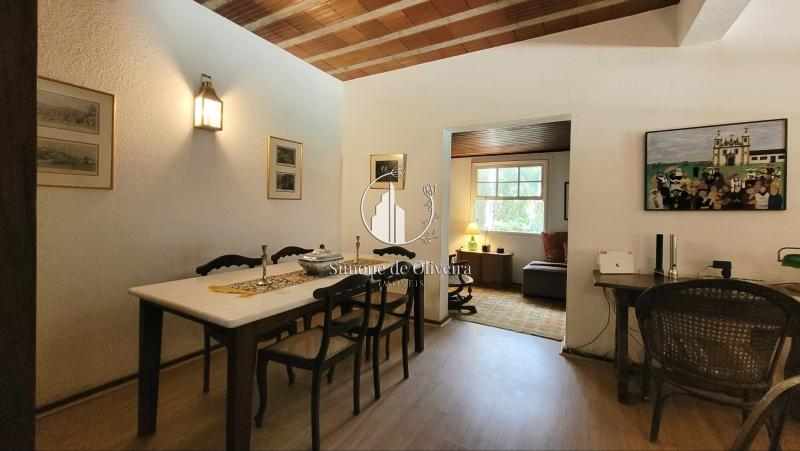 Comprar Casa em Itaipava, Petrópolis/RJ - Simone de Oliveira Imóveis