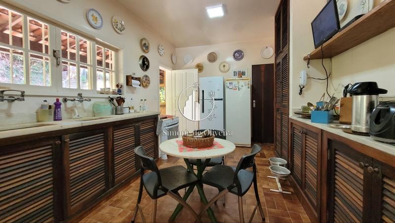 Comprar Casa em Itaipava, Petrópolis/RJ - Simone de Oliveira Imóveis