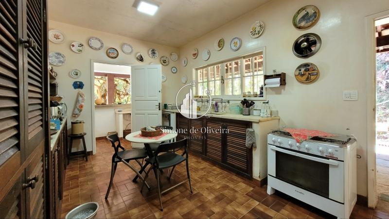Comprar Casa em Itaipava, Petrópolis/RJ - Simone de Oliveira Imóveis