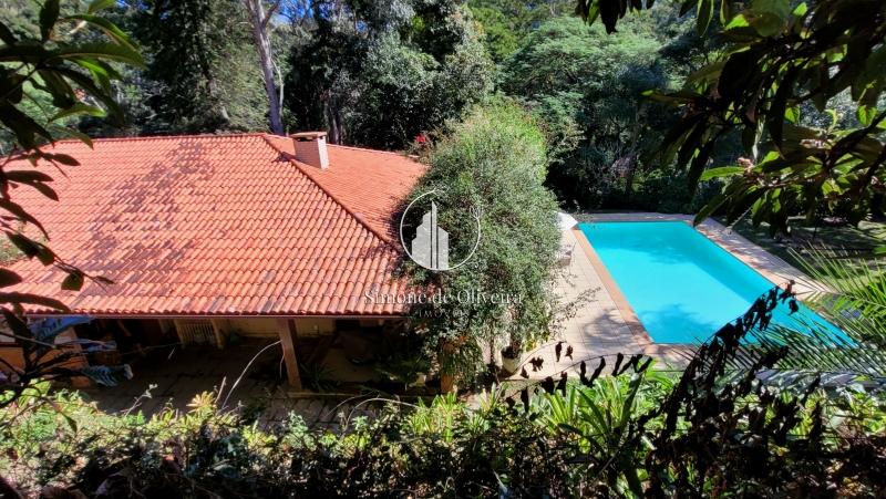 Comprar Casa em Itaipava, Petrópolis/RJ - Simone de Oliveira Imóveis