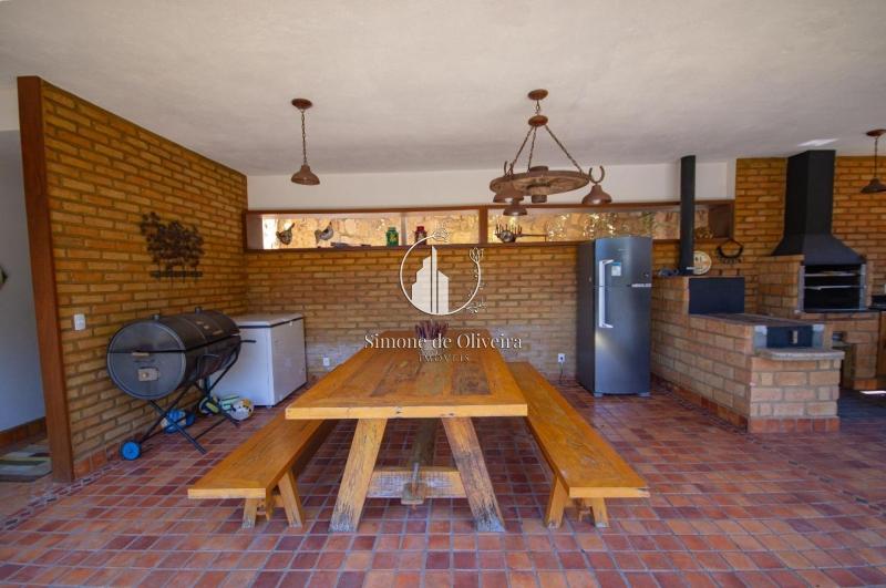 Comprar Casa em Itaipava, Petrópolis/RJ - Simone de Oliveira Imóveis