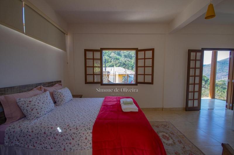 Comprar Casa em Itaipava, Petrópolis/RJ - Simone de Oliveira Imóveis