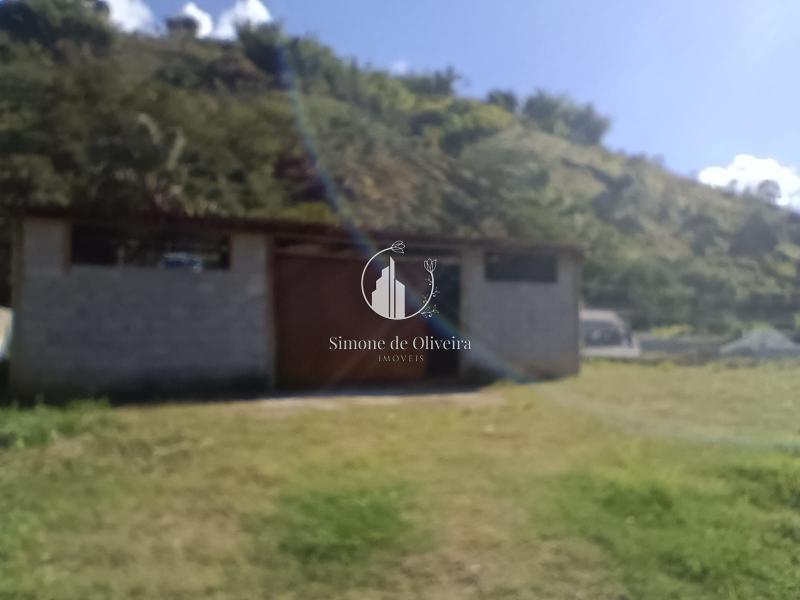 Alugar Galpão em Itaipava, Petrópolis/RJ - Simone de Oliveira Imóveis