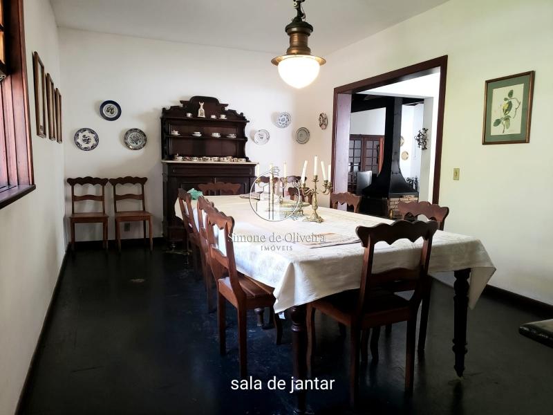 Comprar Casa em Itaipava, Petrópolis/RJ - Simone de Oliveira Imóveis