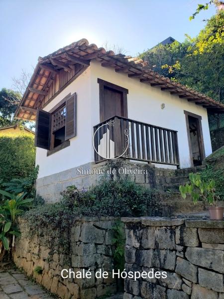 Comprar Casa em Itaipava, Petrópolis/RJ - Simone de Oliveira Imóveis