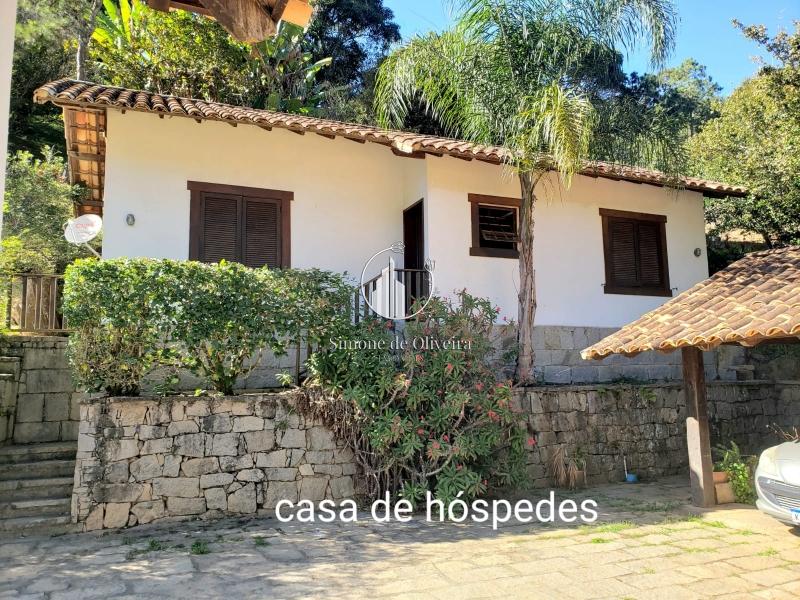 Comprar Casa em Itaipava, Petrópolis/RJ - Simone de Oliveira Imóveis