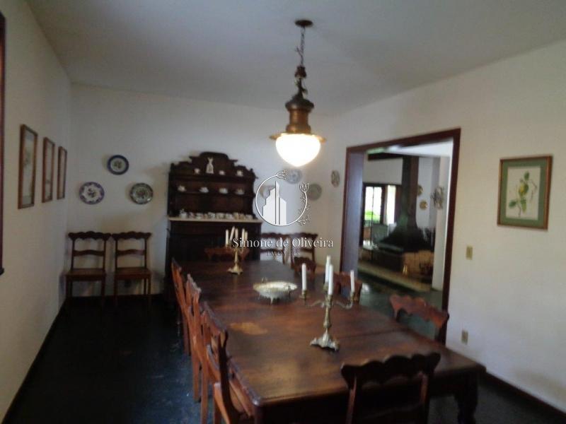 Comprar Casa em Itaipava, Petrópolis/RJ - Simone de Oliveira Imóveis