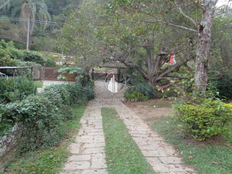 Comprar Casa em Itaipava, Petrópolis/RJ - Simone de Oliveira Imóveis