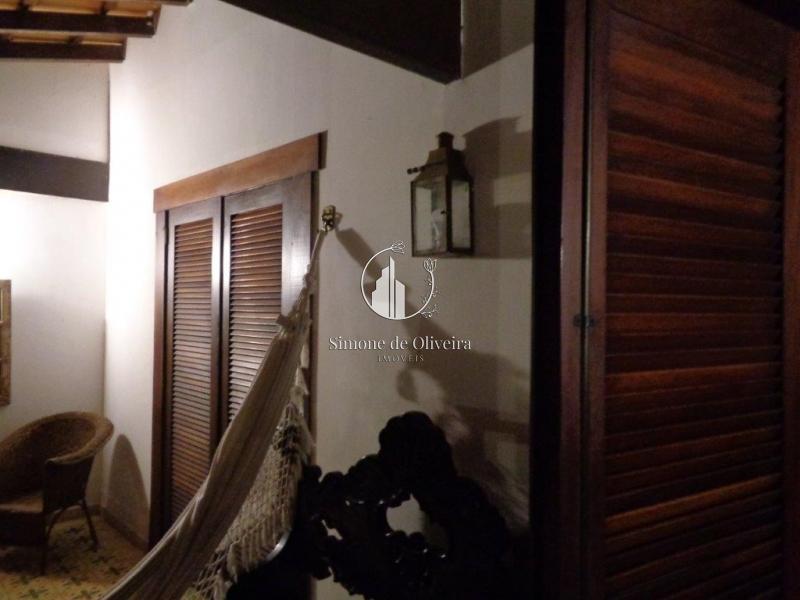 Comprar Casa em Itaipava, Petrópolis/RJ - Simone de Oliveira Imóveis