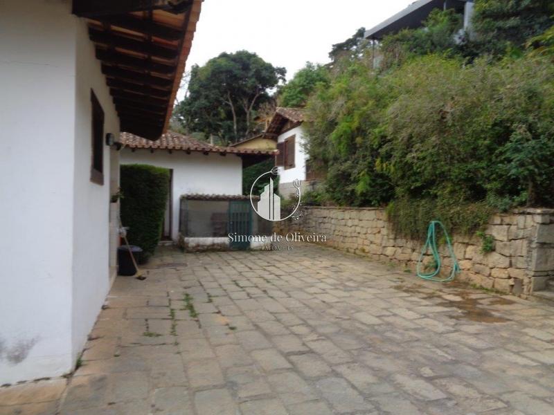 Comprar Casa em Itaipava, Petrópolis/RJ - Simone de Oliveira Imóveis