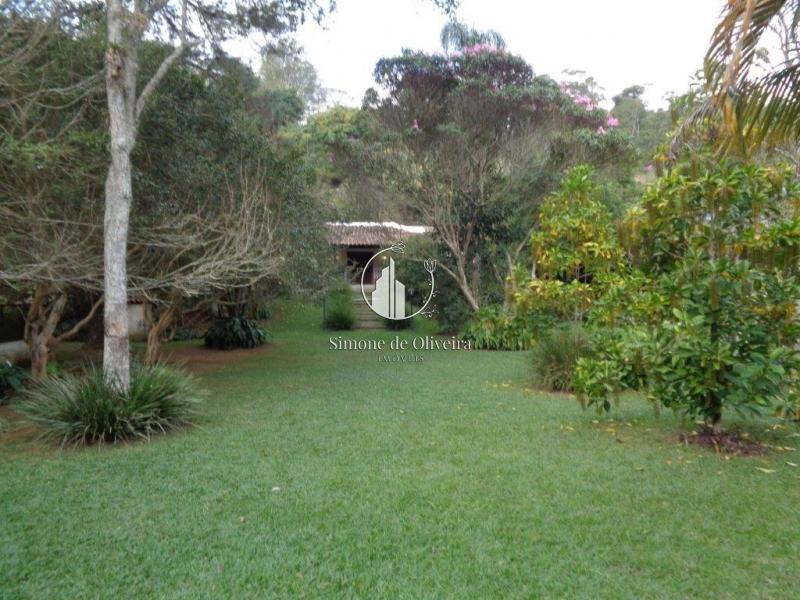 Comprar Casa em Itaipava, Petrópolis/RJ - Simone de Oliveira Imóveis