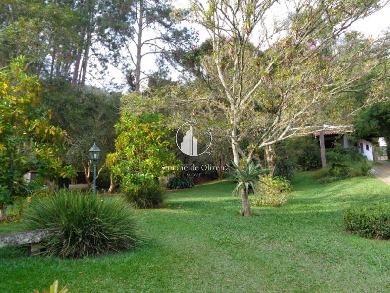 Comprar Casa em Itaipava, Petrópolis/RJ - Simone de Oliveira Imóveis