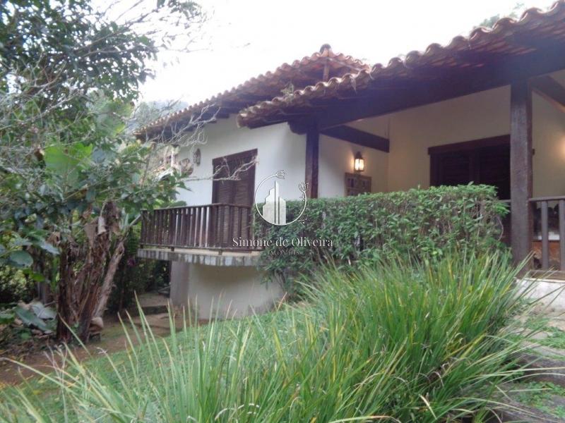 Comprar Casa em Itaipava, Petrópolis/RJ - Simone de Oliveira Imóveis