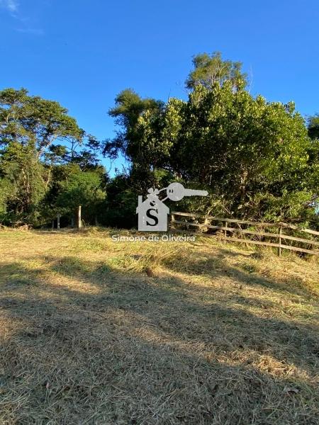 Comprar Casa em Itaipava, Petrópolis/RJ - Simone de Oliveira Imóveis