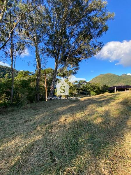 Comprar Casa em Itaipava, Petrópolis/RJ - Simone de Oliveira Imóveis