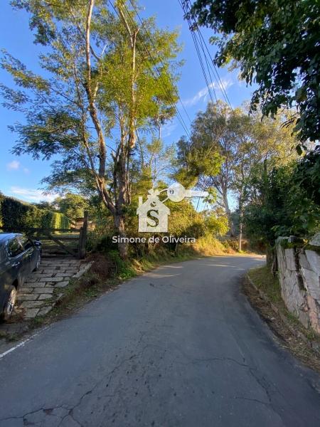 Comprar Casa em Itaipava, Petrópolis/RJ - Simone de Oliveira Imóveis