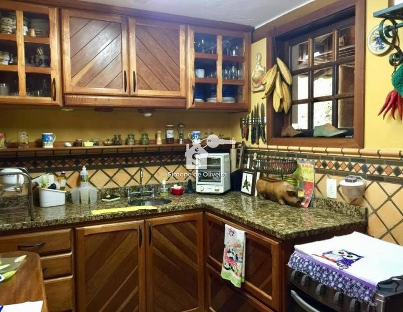 Comprar Fazenda / Sítio em Itaipava, Petrópolis/RJ - Simone de Oliveira Imóveis