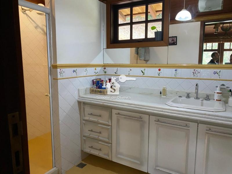 Comprar Fazenda / Sítio em Itaipava, Petrópolis/RJ - Simone de Oliveira Imóveis