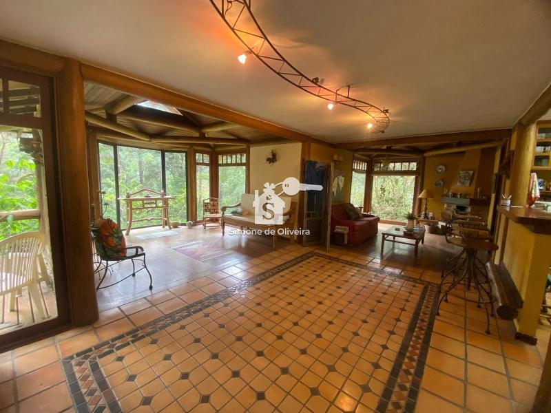 Comprar Fazenda / Sítio em Itaipava, Petrópolis/RJ - Simone de Oliveira Imóveis