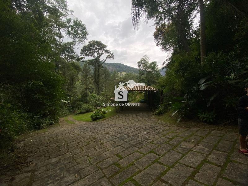 Comprar Fazenda / Sítio em Itaipava, Petrópolis/RJ - Simone de Oliveira Imóveis