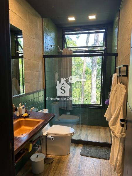 Comprar Casa em Itaipava, Petrópolis/RJ - Simone de Oliveira Imóveis