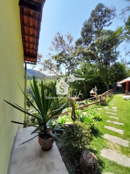 Comprar Casa em Itaipava, Petrópolis/RJ - Simone de Oliveira Imóveis