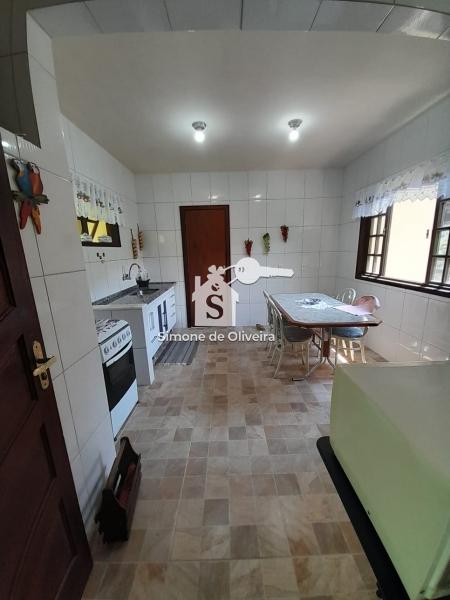 Comprar Casa em Itaipava, Petrópolis/RJ - Simone de Oliveira Imóveis