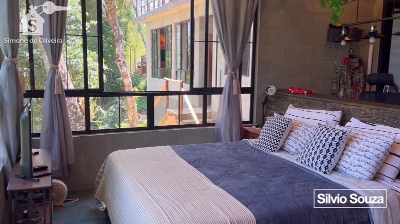 Comprar Casa em Itaipava, Petrópolis/RJ - Simone de Oliveira Imóveis