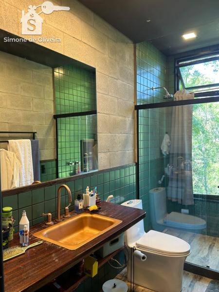 Comprar Casa em Itaipava, Petrópolis/RJ - Simone de Oliveira Imóveis