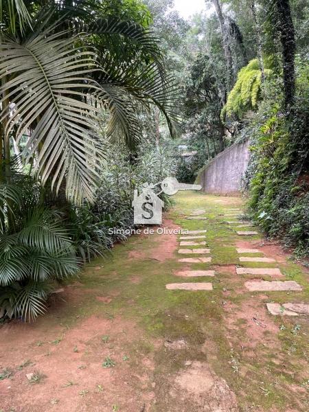 Comprar Casa em Araras, Petrópolis/RJ - Simone de Oliveira Imóveis