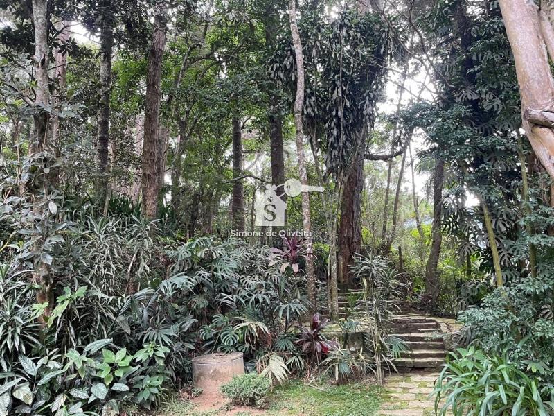 Comprar Casa em Araras, Petrópolis/RJ - Simone de Oliveira Imóveis