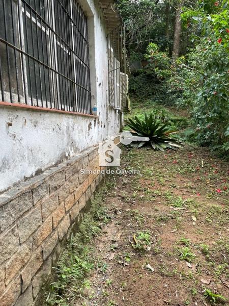 Comprar Casa em Araras, Petrópolis/RJ - Simone de Oliveira Imóveis