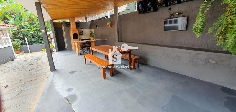 Comprar Casa em Itaipava, Petrópolis/RJ - Simone de Oliveira Imóveis