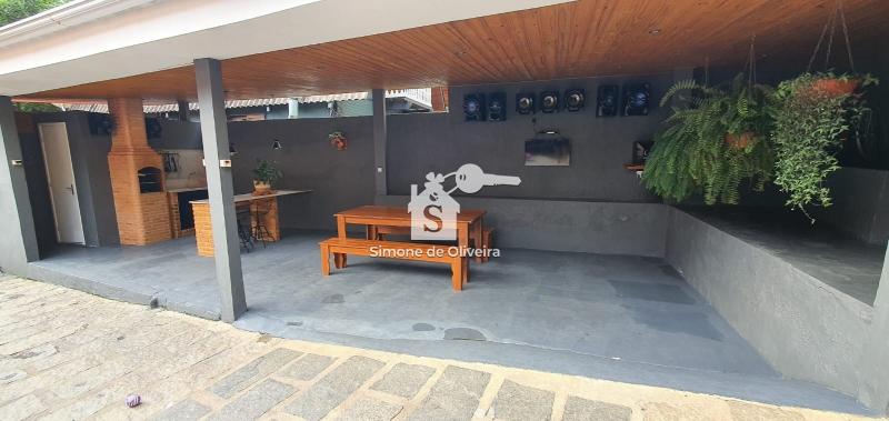 Comprar Casa em Itaipava, Petrópolis/RJ - Simone de Oliveira Imóveis