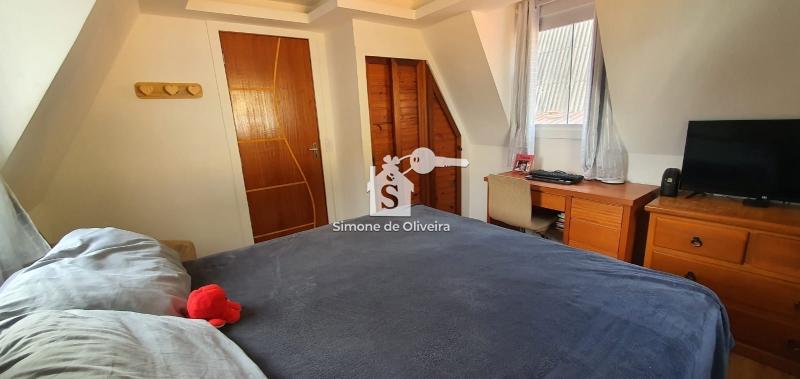 Comprar Casa em Itaipava, Petrópolis/RJ - Simone de Oliveira Imóveis