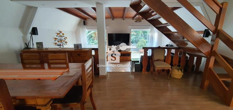 Comprar Casa em Itaipava, Petrópolis/RJ - Simone de Oliveira Imóveis