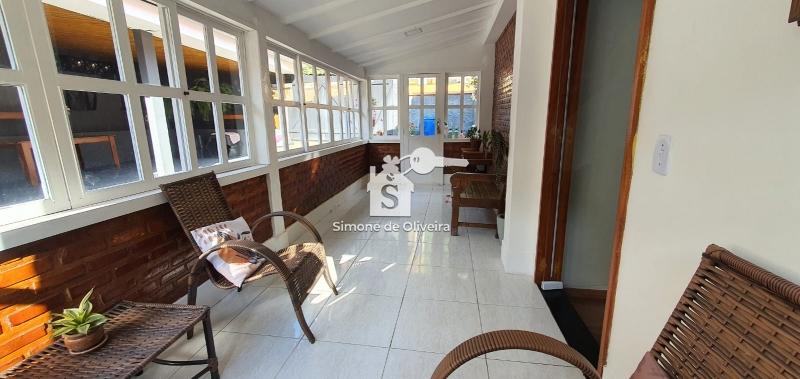 Comprar Casa em Itaipava, Petrópolis/RJ - Simone de Oliveira Imóveis