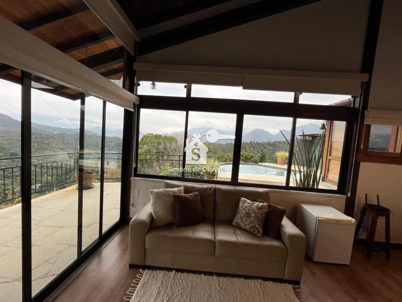 Comprar Casa em Araras, Petrópolis/RJ - Simone de Oliveira Imóveis