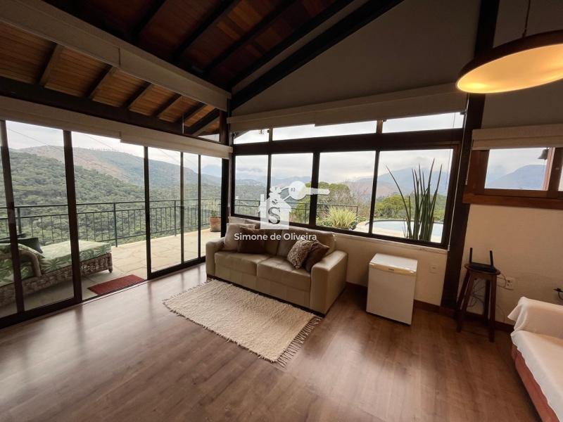 Comprar Casa em Araras, Petrópolis/RJ - Simone de Oliveira Imóveis