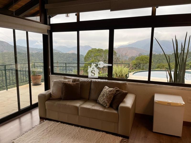 Comprar Casa em Araras, Petrópolis/RJ - Simone de Oliveira Imóveis