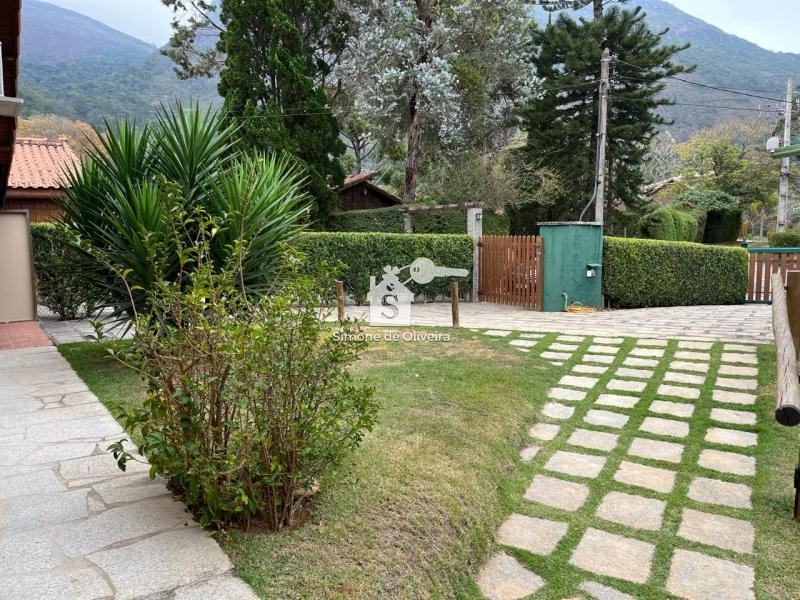 Comprar Casa em Araras, Petrópolis/RJ - Simone de Oliveira Imóveis