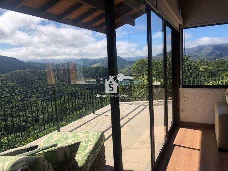 Comprar Casa em Araras, Petrópolis/RJ - Simone de Oliveira Imóveis